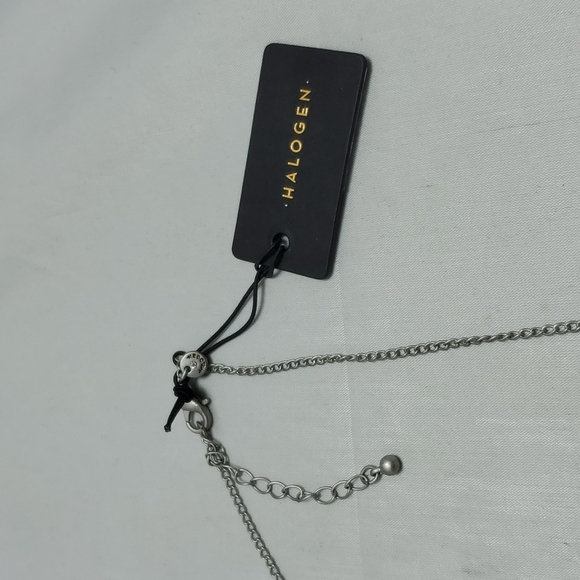 Halogen silver layered necklace - Picture 4 of 5